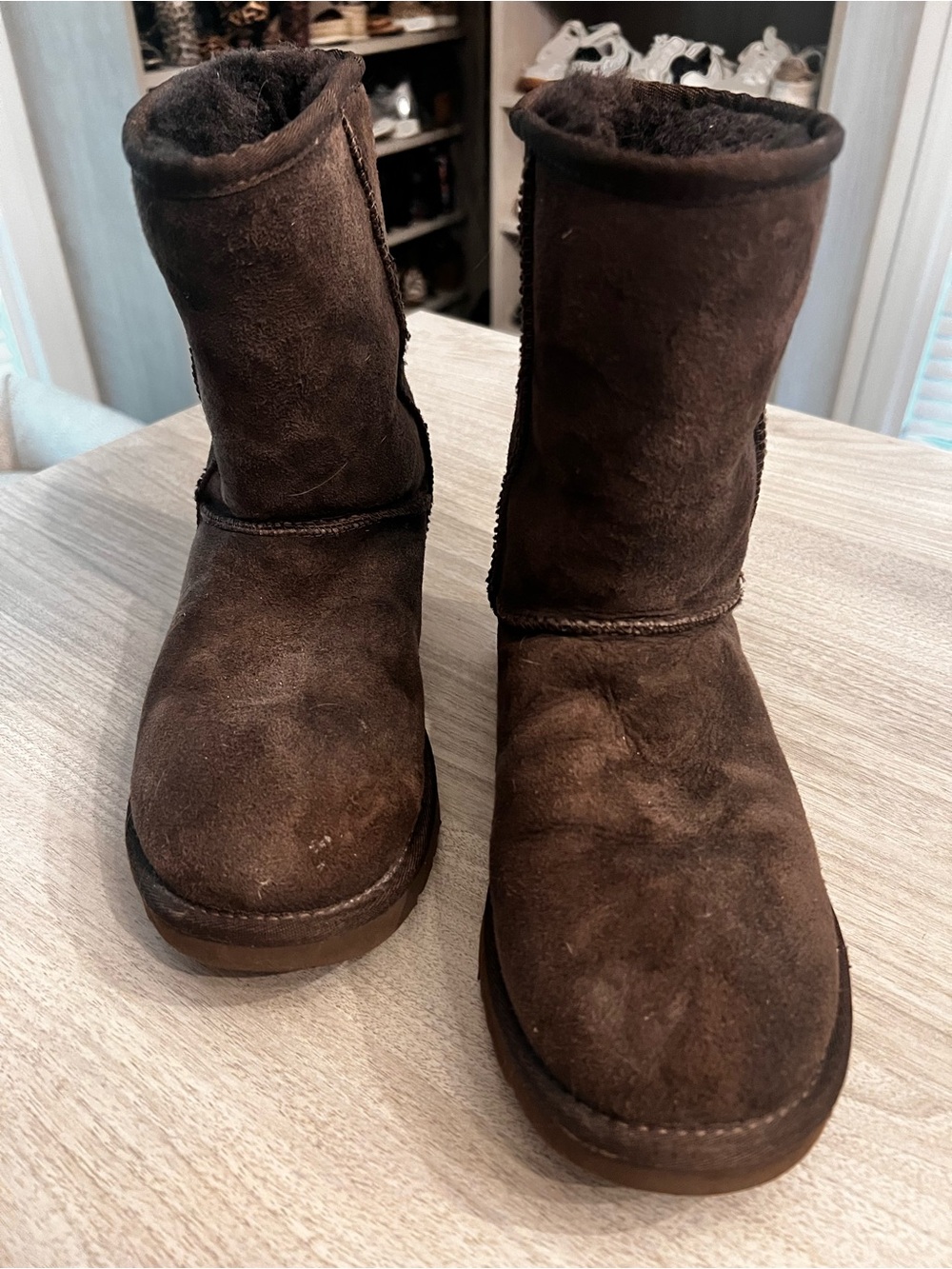 UGG Classic Short Chocolate ladies boots l 6